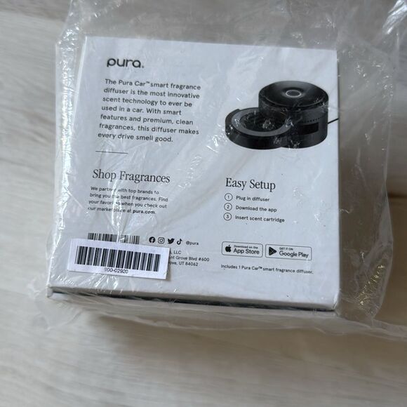 Pura Car Fragrance Diffuser In Black for use with App NWT In Package - Picture 6 of 7